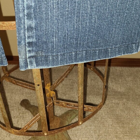 Lee Natural Bootcut Jeans for Women fits Just Below the Waist 6P Stonewash Blue - Picture 5 of 10